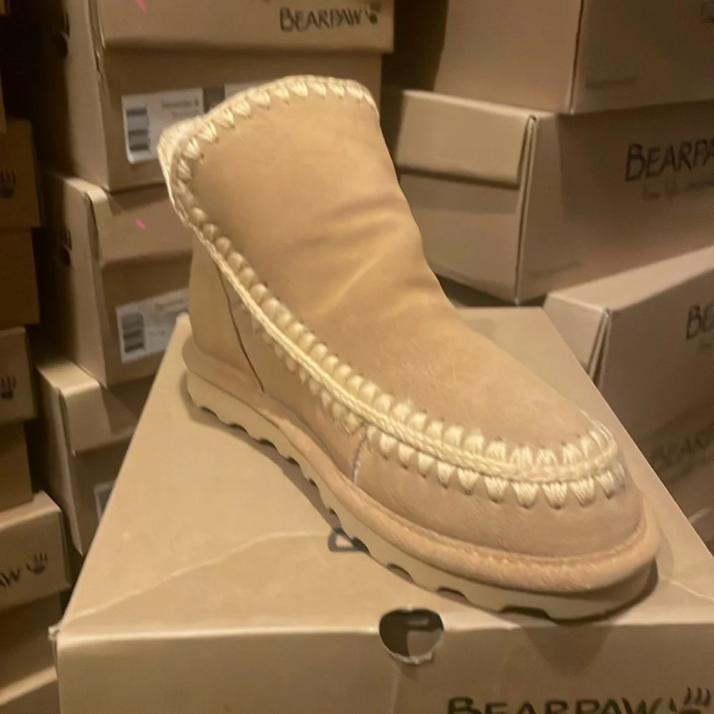 Bearpaw Winter Iced Coffee Boots - Picture 4 of 4
